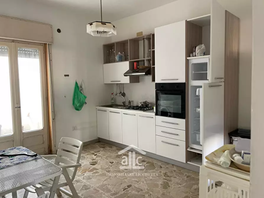 Immagine 17 di Villa in vendita  in Via Dei Mille 22 a Melendugno