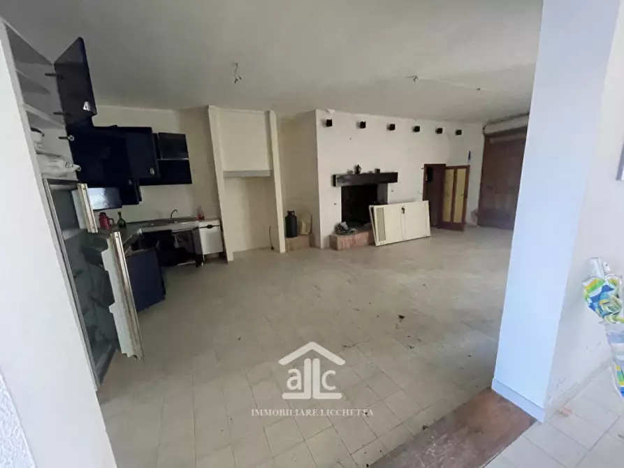 Immagine 27 di Villa in vendita  in Via Dei Mille 22 a Melendugno