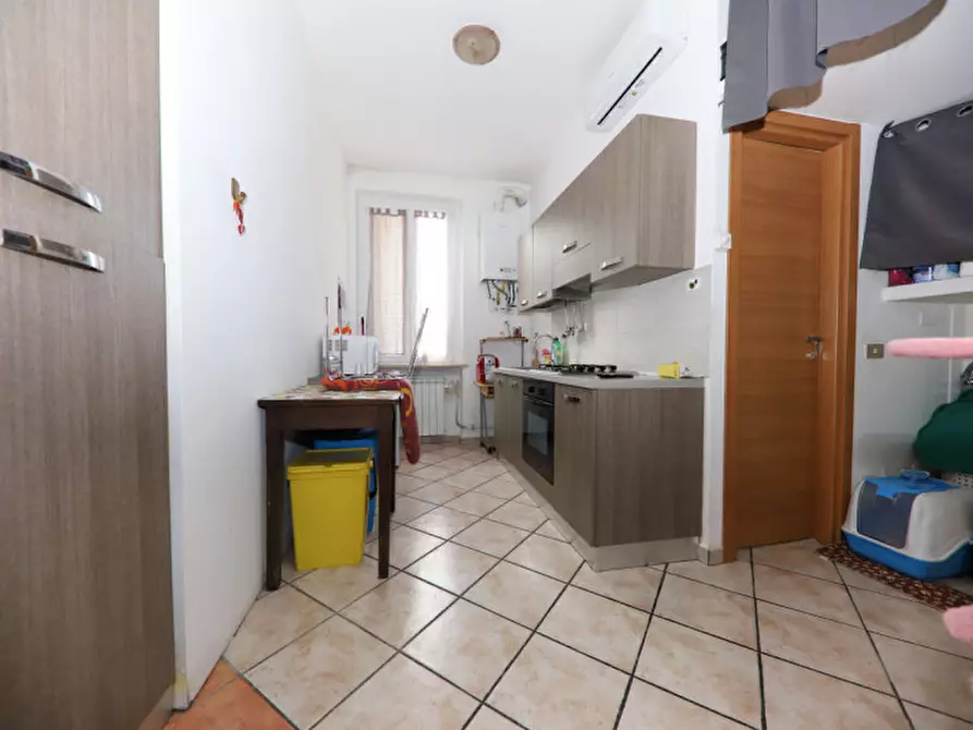 Immagine 5 di Appartamento in vendita  in Via Pinemonte a Osnago