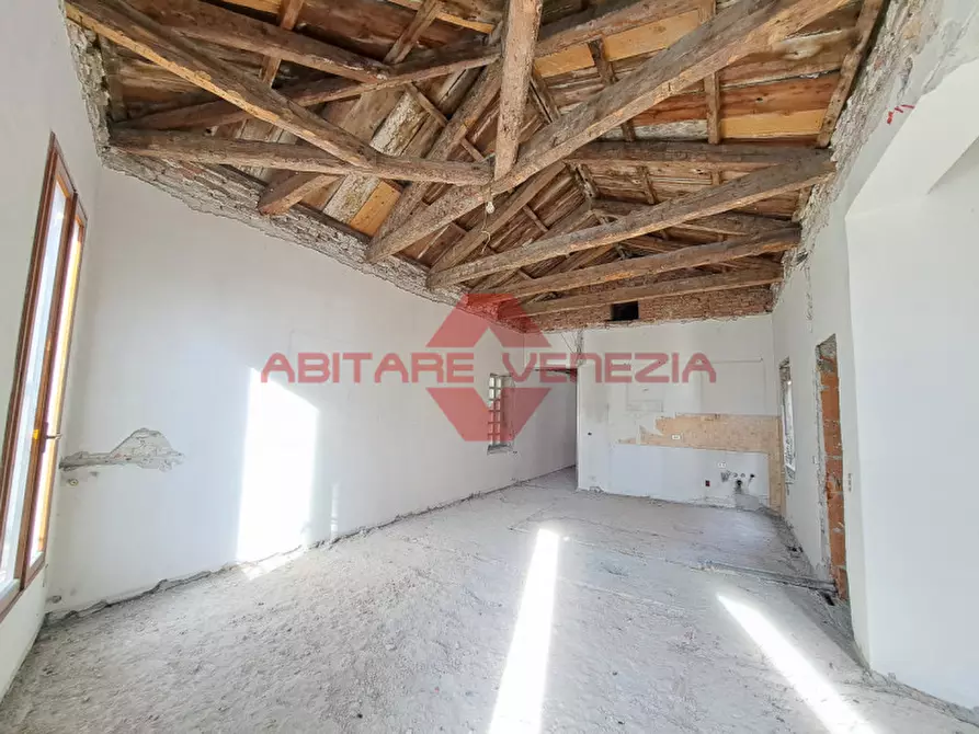 Immagine 5 di Appartamento in vendita  in Castello 1387 a Venezia