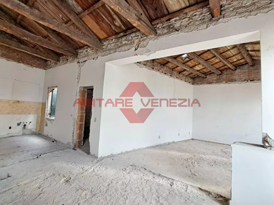Immagine 8 di Appartamento in vendita  in Castello 1387 a Venezia