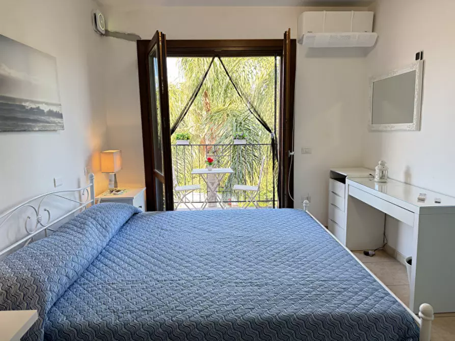 Immagine 11 di Appartamento in vendita  in Via Libeccio 85 a Pula