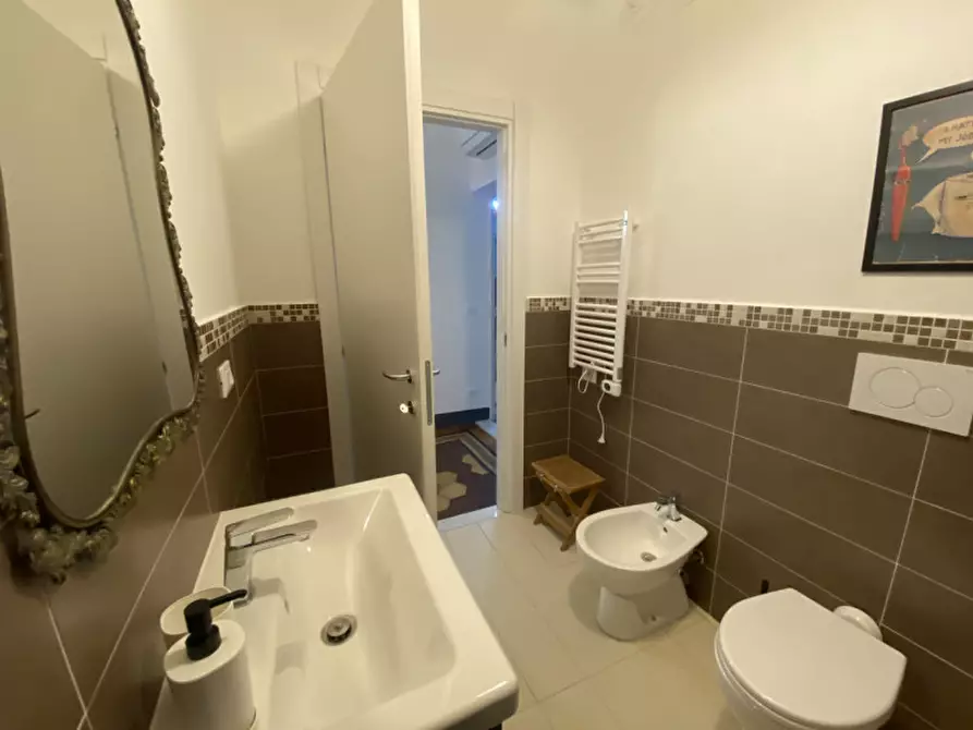 Immagine 15 di Appartamento in affitto  in Via Verdi 101 a Livorno