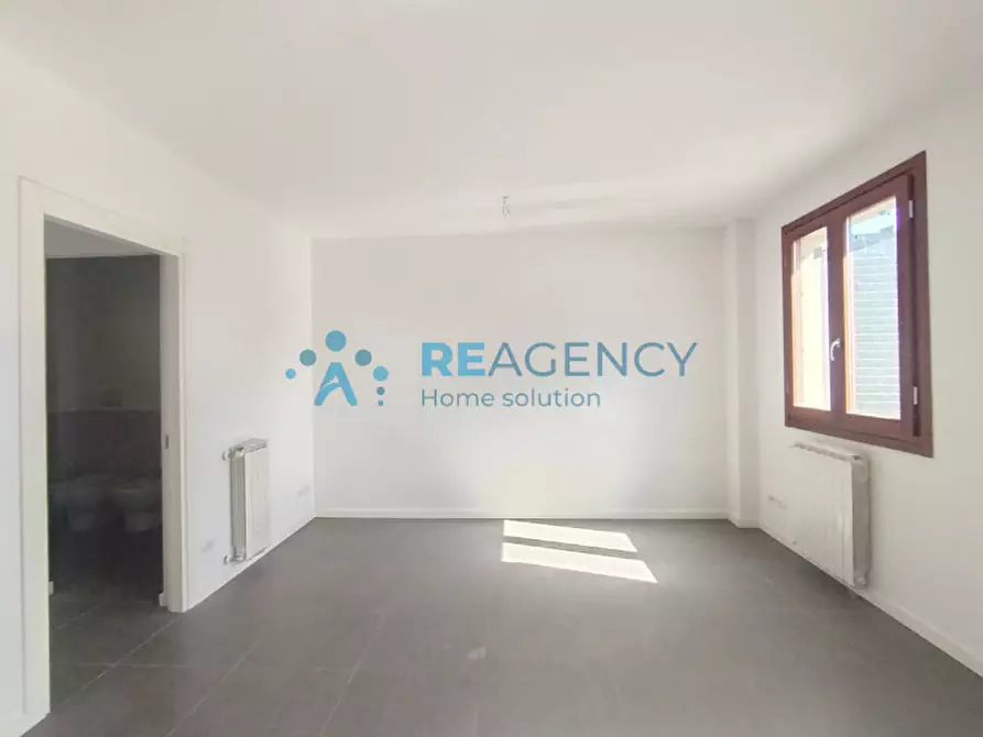 Immagine 7 di Villetta a schiera in vendita  in Via del Castello a Signa