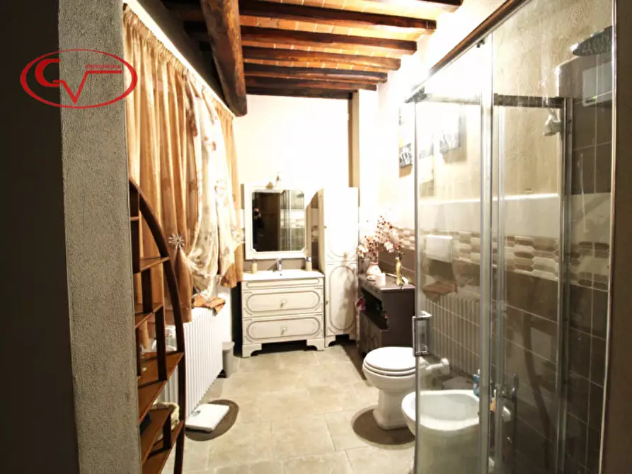 Immagine 26 di Villa in vendita  in via setteponti ponente a Terranuova Bracciolini