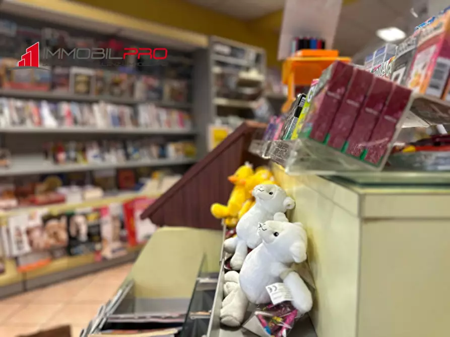 Immagine 19 di Attività commerciale in vendita  in Via Roma, 11 a Zanè