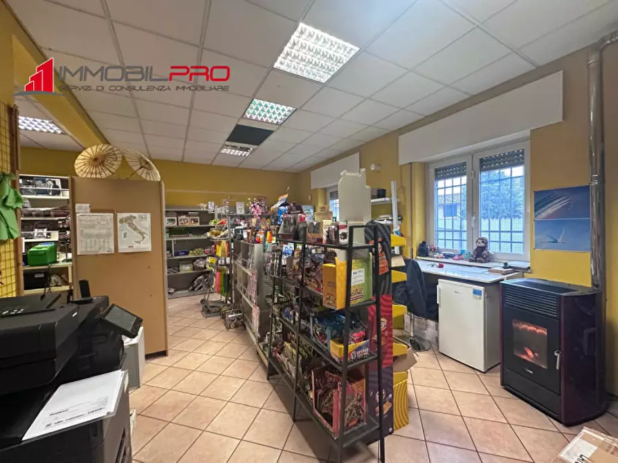 Immagine 24 di Attività commerciale in vendita  in Via Roma, 11 a Zanè