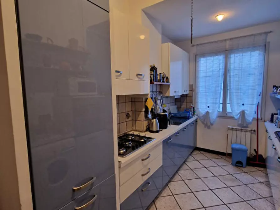 Immagine 4 di Appartamento in vendita  in via volta a Rapallo