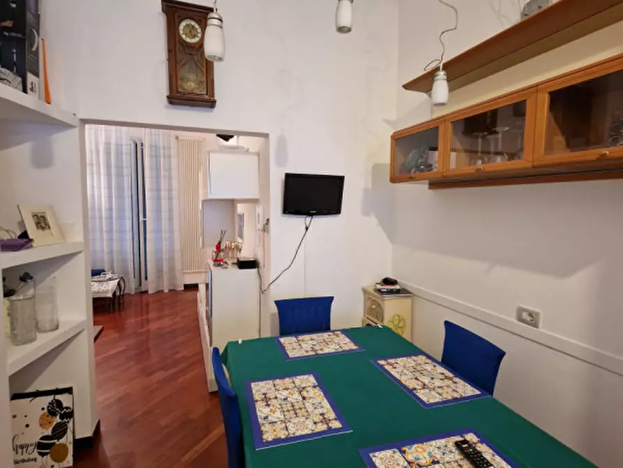 Immagine 6 di Appartamento in vendita  in via volta a Rapallo