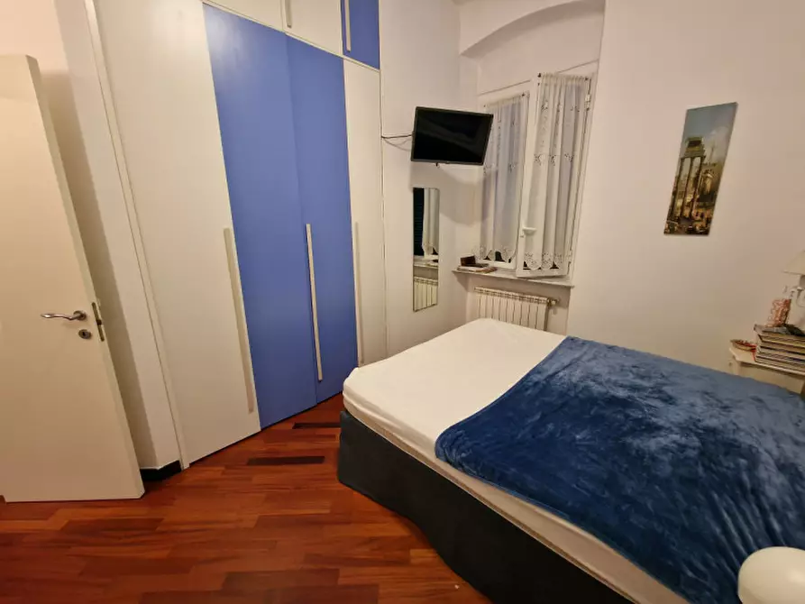 Immagine 8 di Appartamento in vendita  in via volta a Rapallo