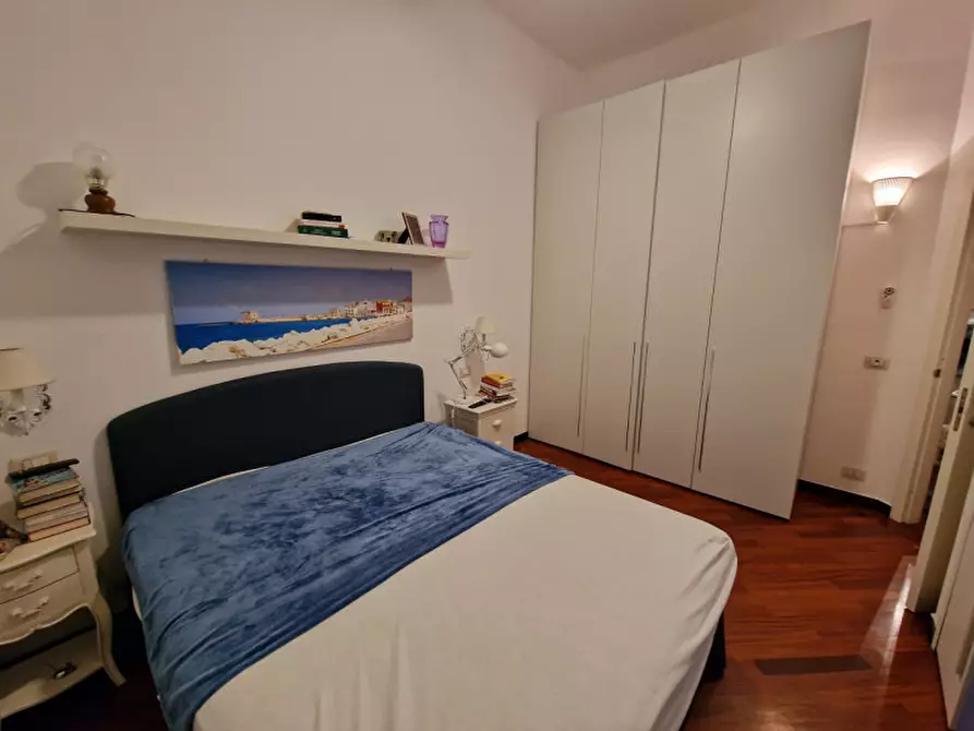 Immagine 10 di Appartamento in vendita  in via volta a Rapallo