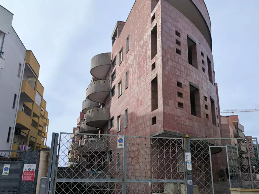 Immagine 2 di Garage in vendita  in Via Savonarola a Gallipoli