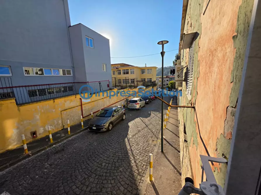 Immagine 5 di Camera in affitto  in Via Vincenzo Ciaravolo a Napoli