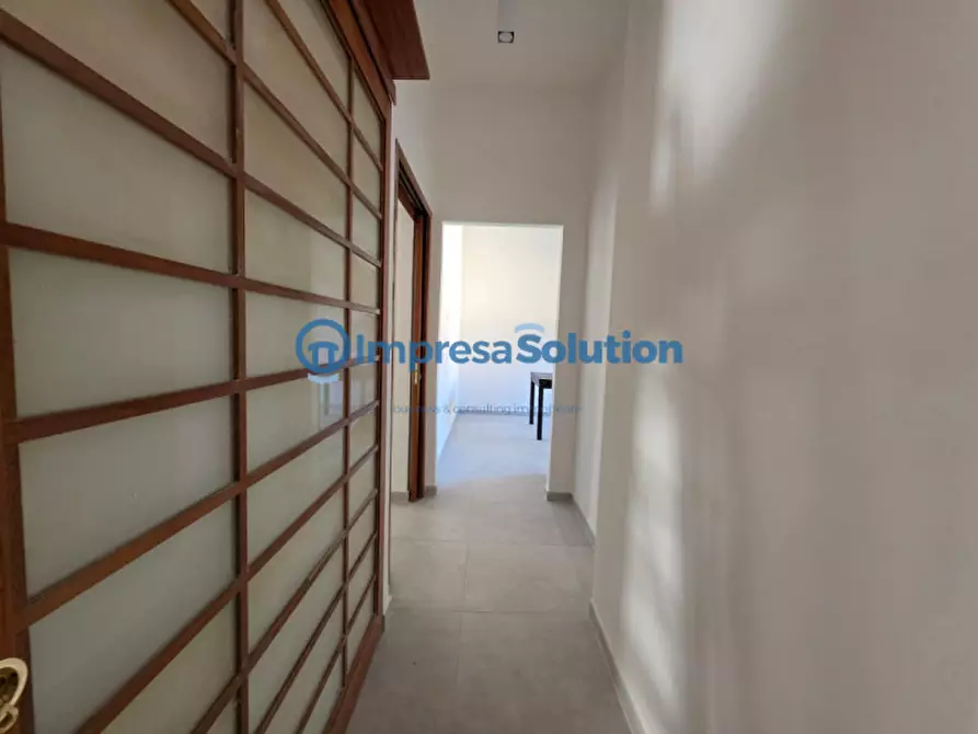 Immagine 9 di Camera in affitto  in Via Vincenzo Ciaravolo a Napoli