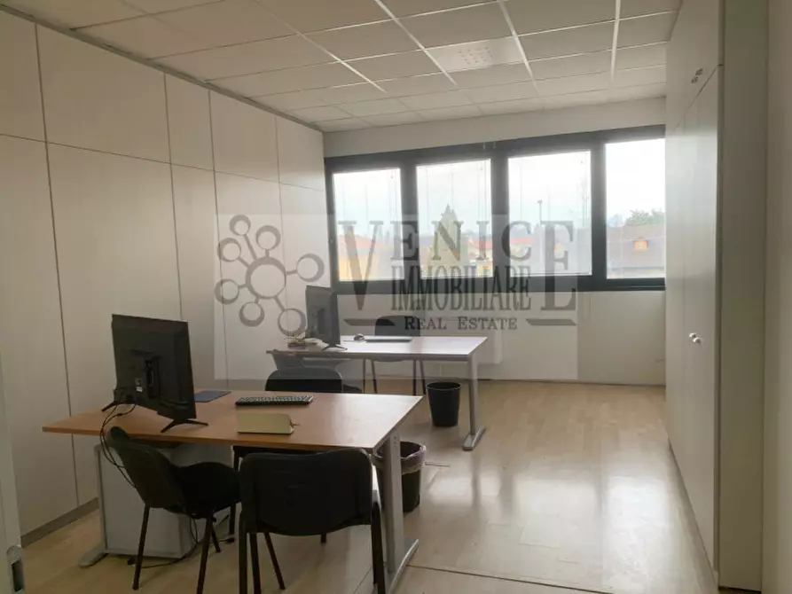 Immagine 6 di Ufficio in affitto  a San Donà Di Piave