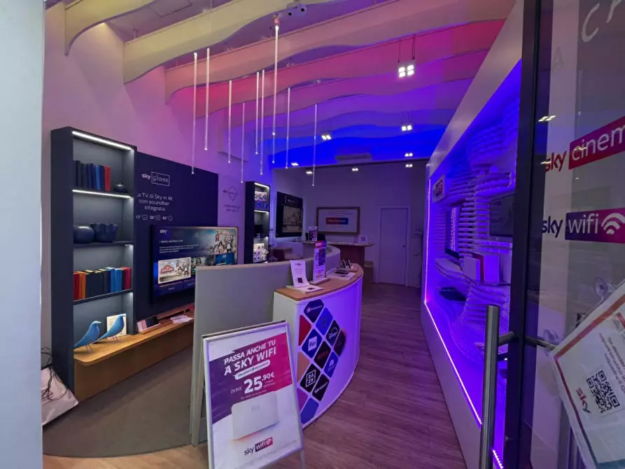 Immagine 3 di Negozio in affitto  in VIA PANZANI a Firenze