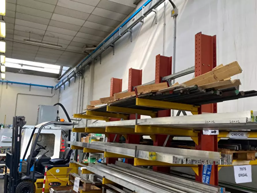 Immagine 5 di Capannone industriale in vendita  in Via I maggio a Sasso Marconi