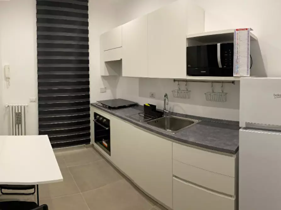 Appartamento in affitto in Via Caltanissetta a Roma