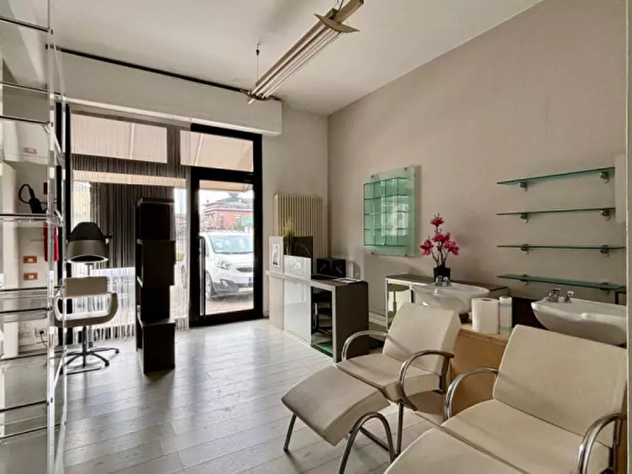 Immagine 1 di Negozio in vendita  in Via Carpi Ravarino a Soliera