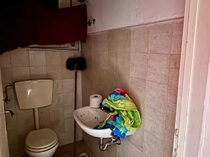 Immagine 8 di Negozio in vendita  in Via Carpi Ravarino a Soliera