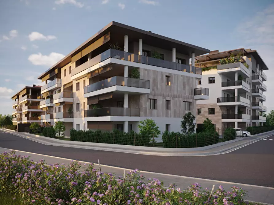 Immagine 1 di Appartamento in vendita  in Via Hrayr Terzian a Verona