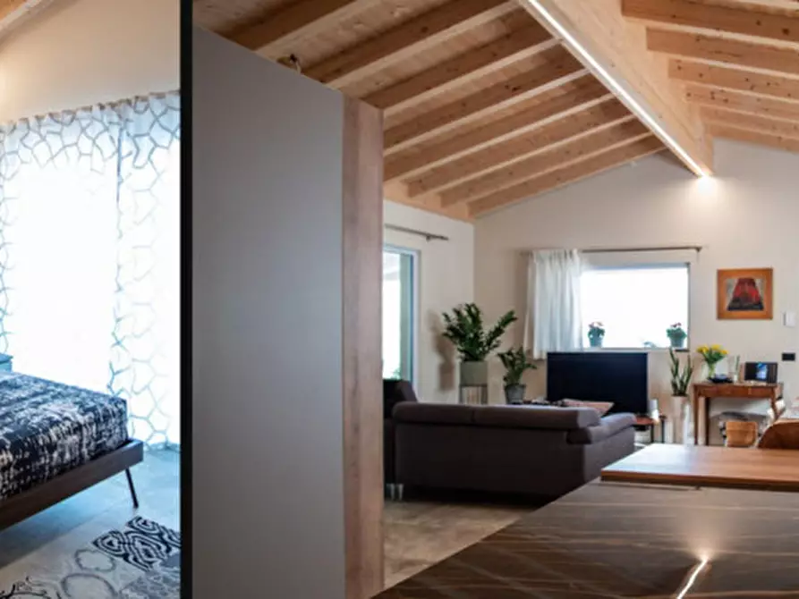 Immagine 3 di Villa in vendita  a Gavardo