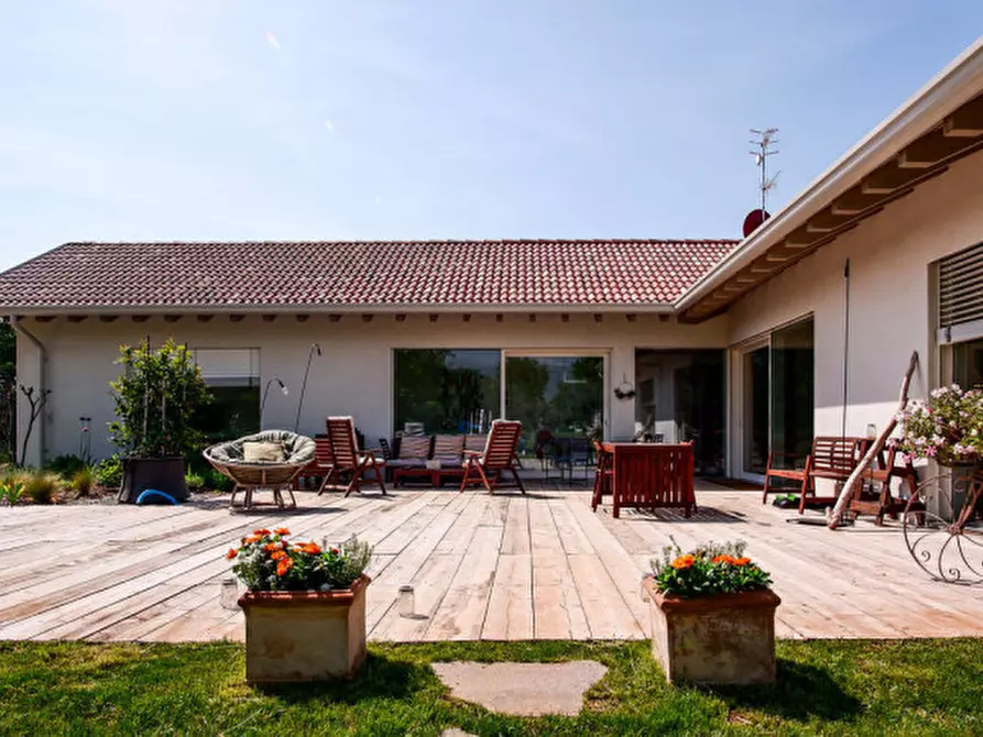 Immagine 10 di Villa in vendita  a Gavardo