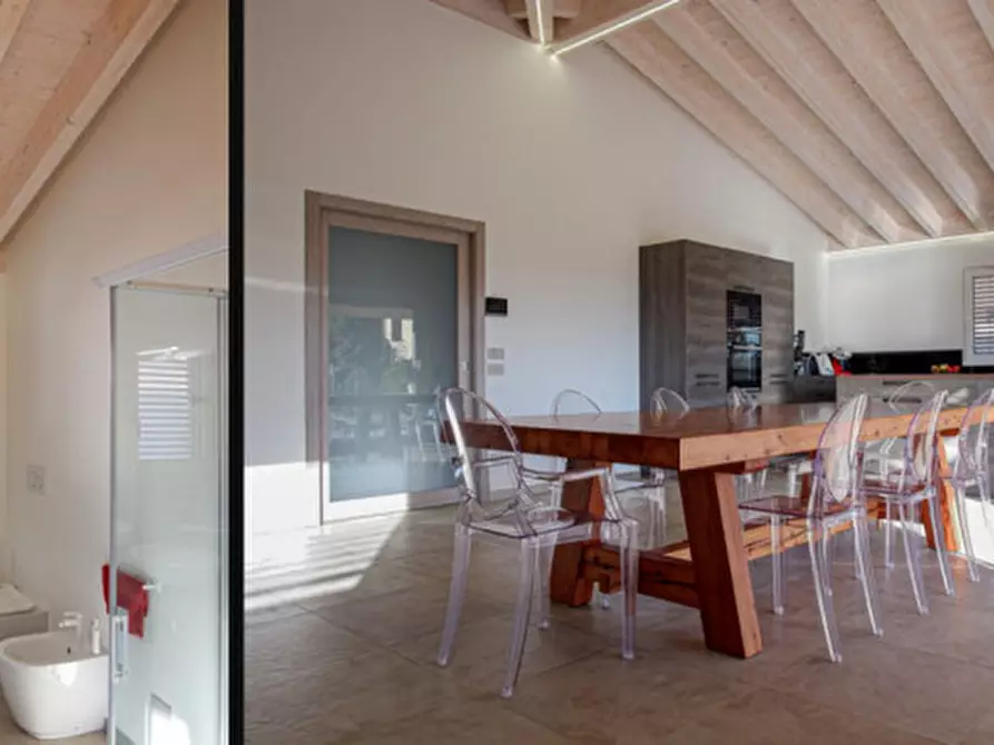 Immagine 17 di Villa in vendita  a Gavardo