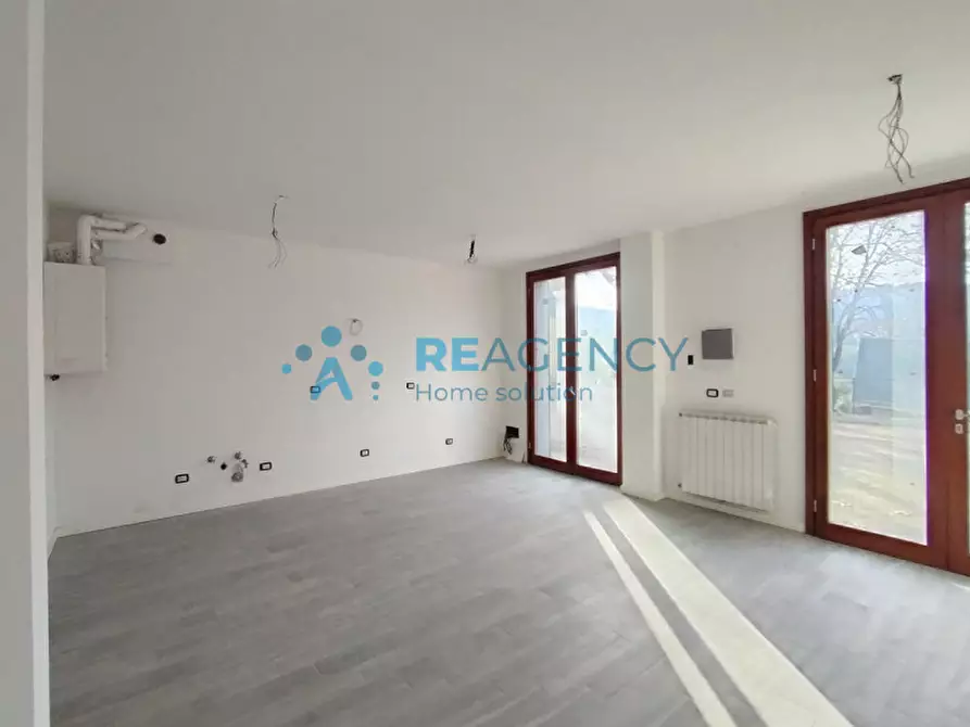 Immagine 2 di Appartamento in vendita  in Via del Castello a Signa