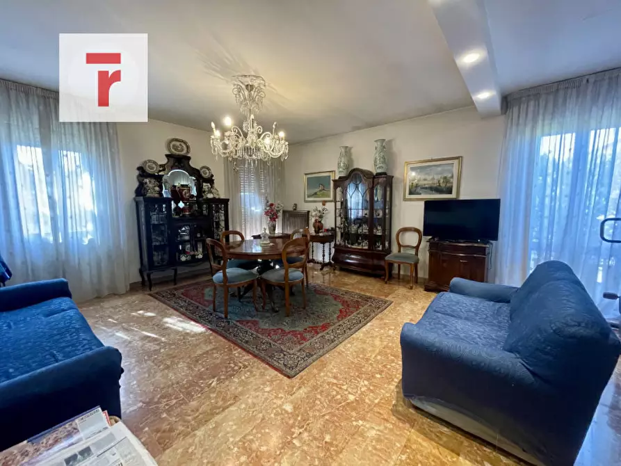 Immagine 1 di Appartamento in vendita  a Padova