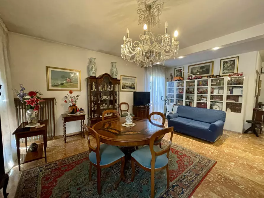 Immagine 4 di Appartamento in vendita  a Padova