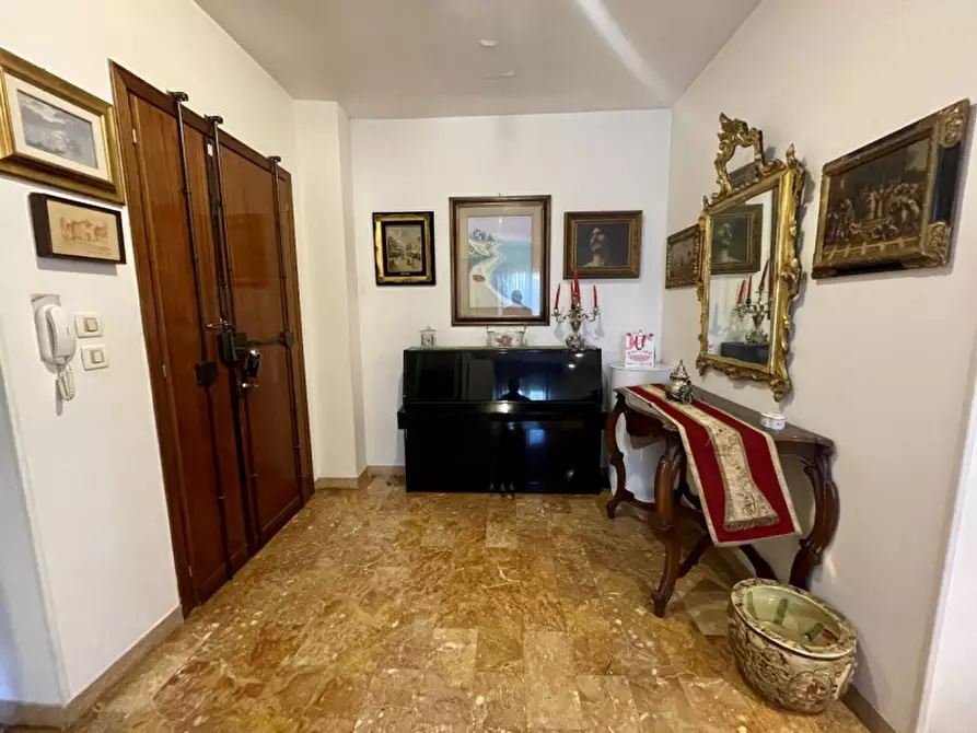 Immagine 6 di Appartamento in vendita  a Padova