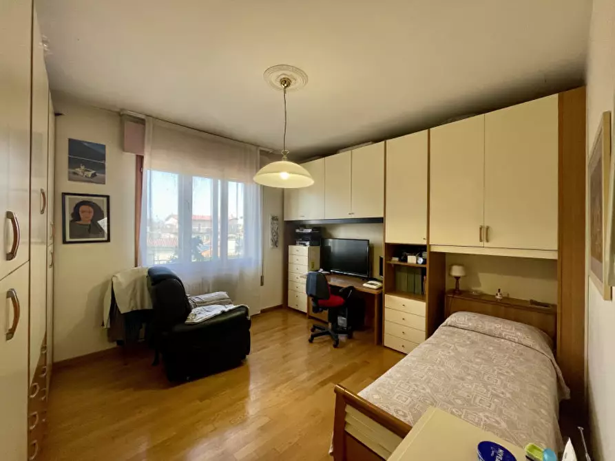 Immagine 12 di Appartamento in vendita  a Padova