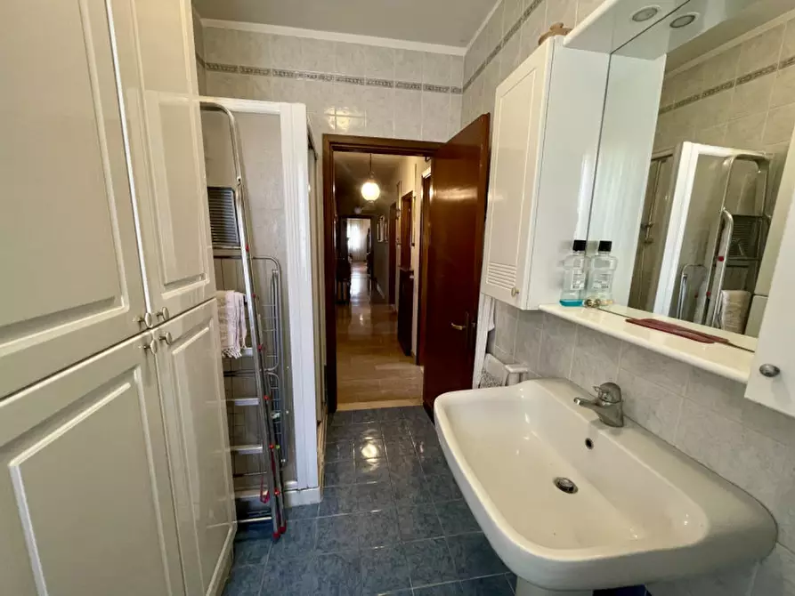 Immagine 16 di Appartamento in vendita  a Padova