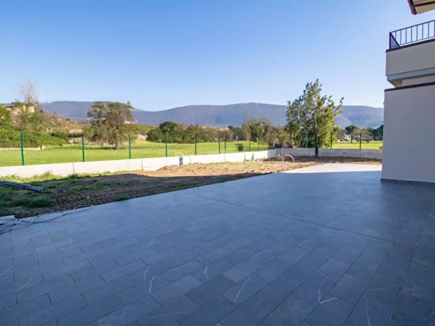 Immagine 2 di Appartamento in vendita  a Prato