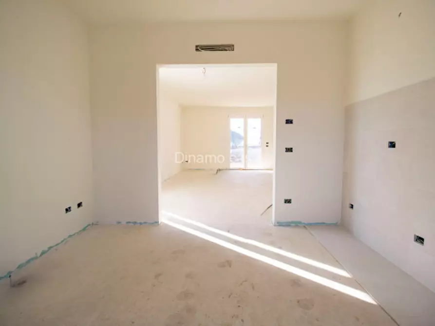 Immagine 18 di Appartamento in vendita  a Prato