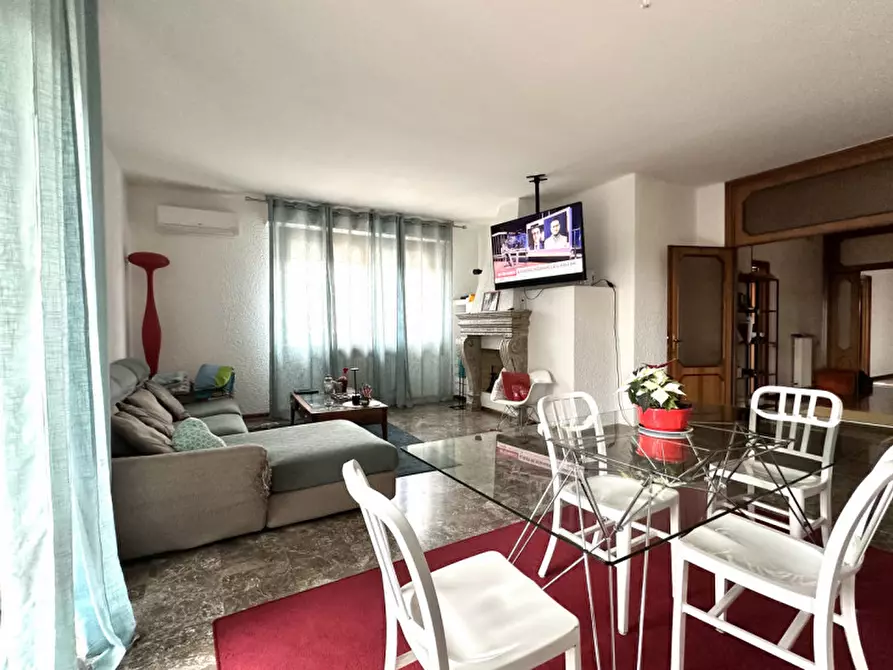 Immagine 5 di Attico in vendita  a Perugia