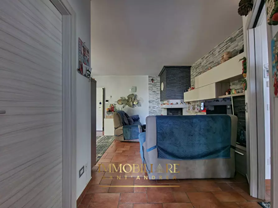 Immagine 11 di Appartamento in vendita  in via tancredi d'altavilla a Surbo