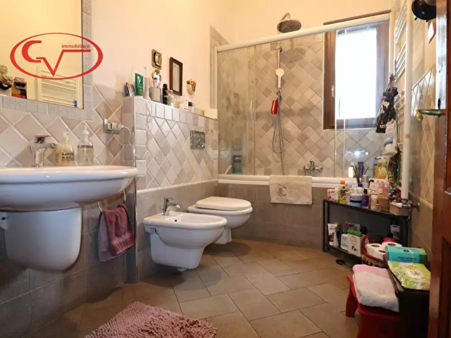 Immagine 20 di Villa in vendita  in Mercatale a Montevarchi