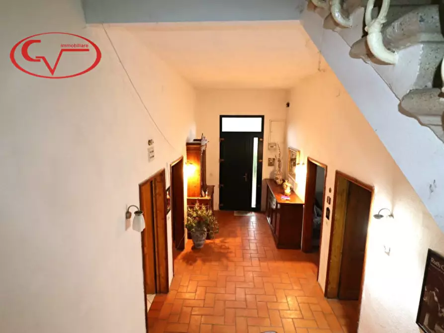 Immagine 24 di Villa in vendita  in Mercatale a Montevarchi