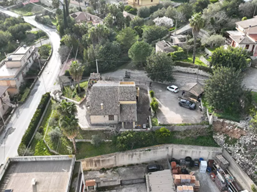 Immagine 16 di Casa indipendente in vendita  a Modica