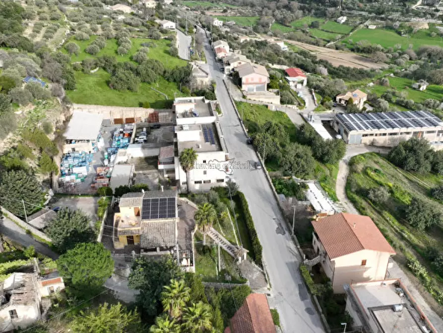 Immagine 31 di Casa indipendente in vendita  a Modica