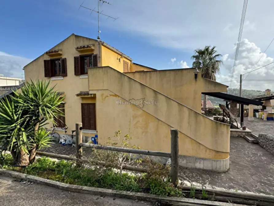 Immagine 57 di Casa indipendente in vendita  a Modica