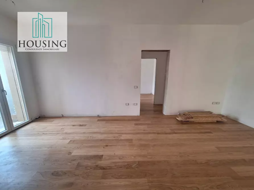 Immagine 3 di Appartamento in vendita  in via petrarca a Abano Terme