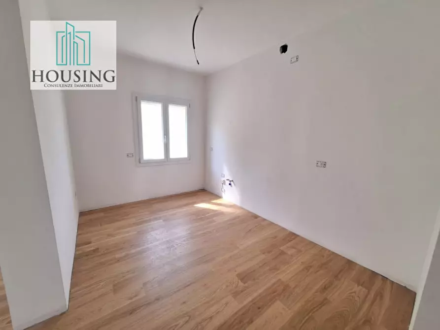 Immagine 7 di Appartamento in vendita  in via petrarca a Abano Terme