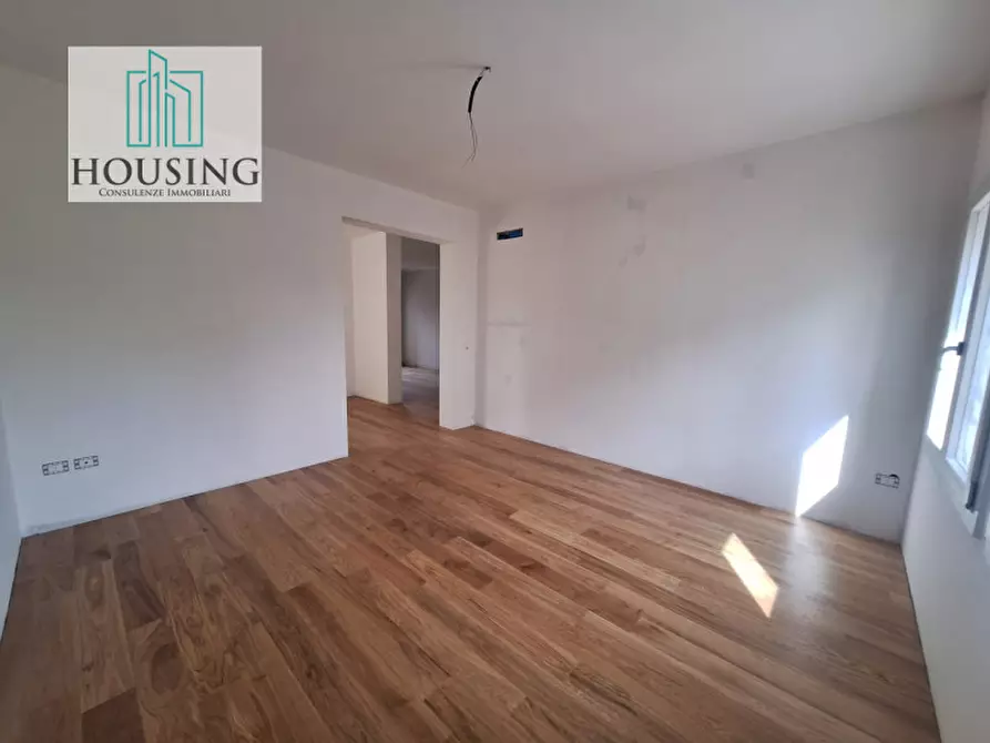 Immagine 10 di Appartamento in vendita  in via petrarca a Abano Terme