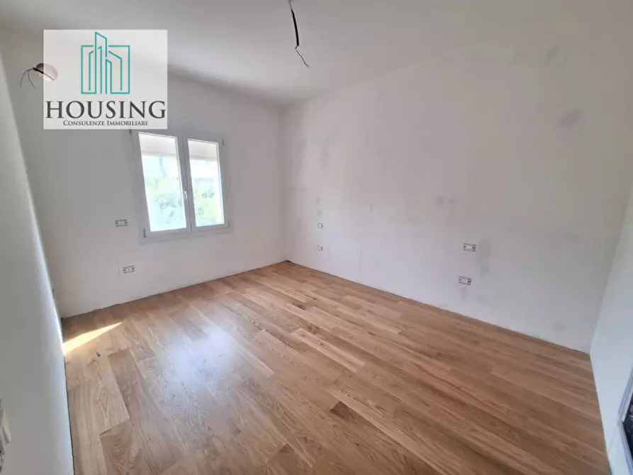 Immagine 15 di Appartamento in vendita  in via petrarca a Abano Terme