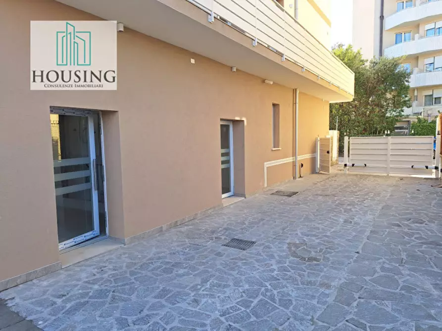 Immagine 26 di Appartamento in vendita  in via petrarca a Abano Terme