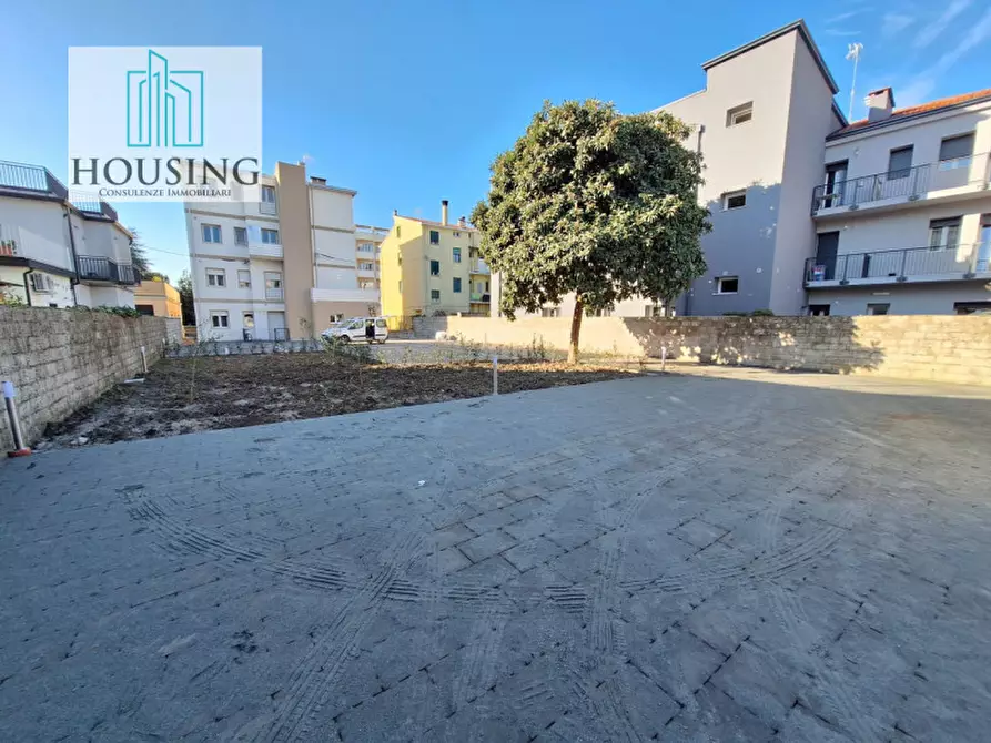 Immagine 33 di Appartamento in vendita  in via petrarca a Abano Terme