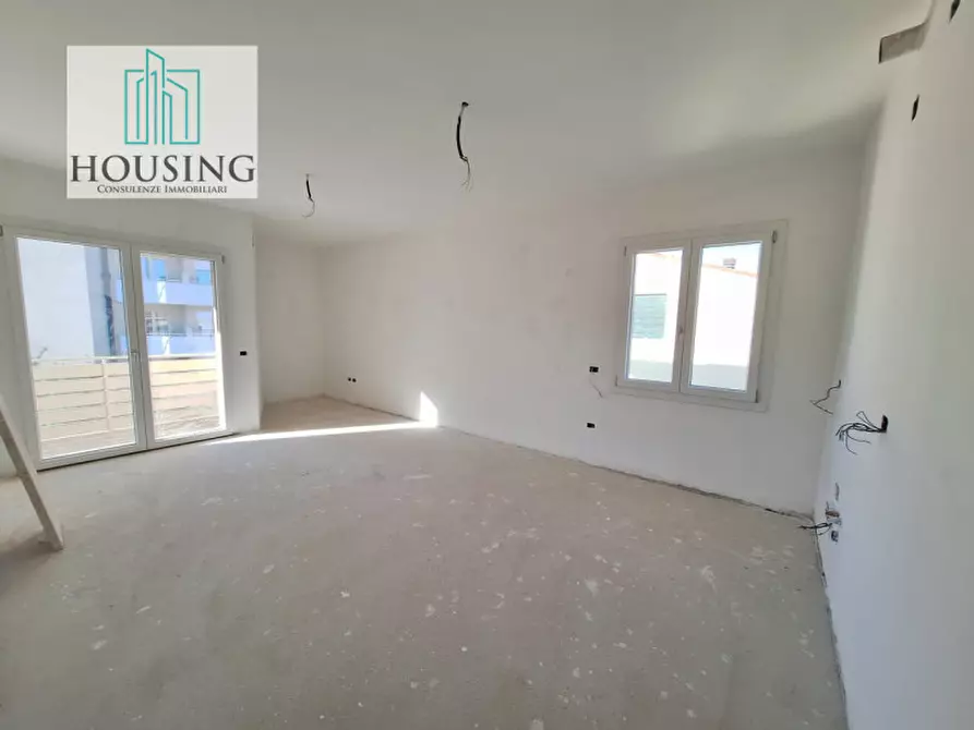 Immagine 7 di Attico in vendita  in via petrarca a Abano Terme